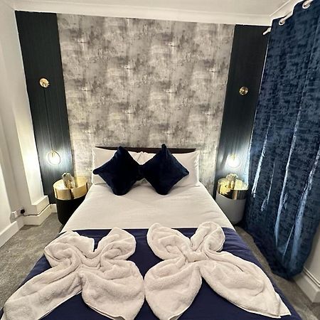 Beautiful Family Apartment Londres Extérieur photo