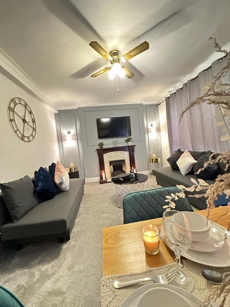 Beautiful Family Apartment Londres Extérieur photo