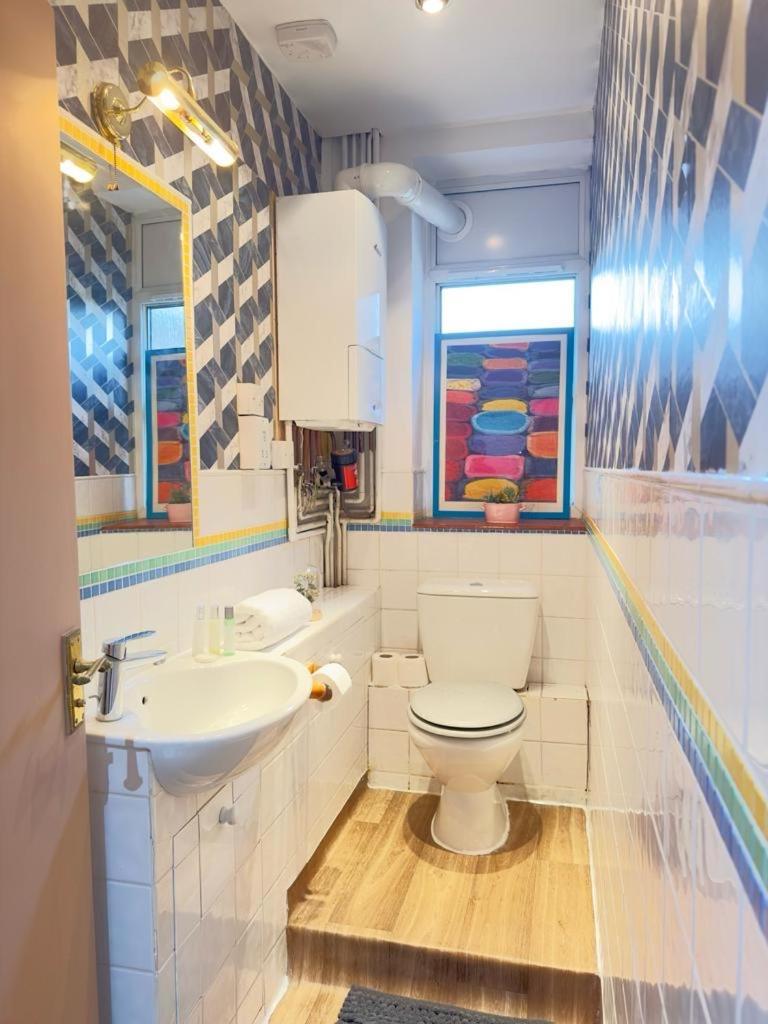 Beautiful Family Apartment Londres Extérieur photo