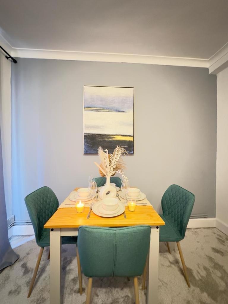 Beautiful Family Apartment Londres Extérieur photo